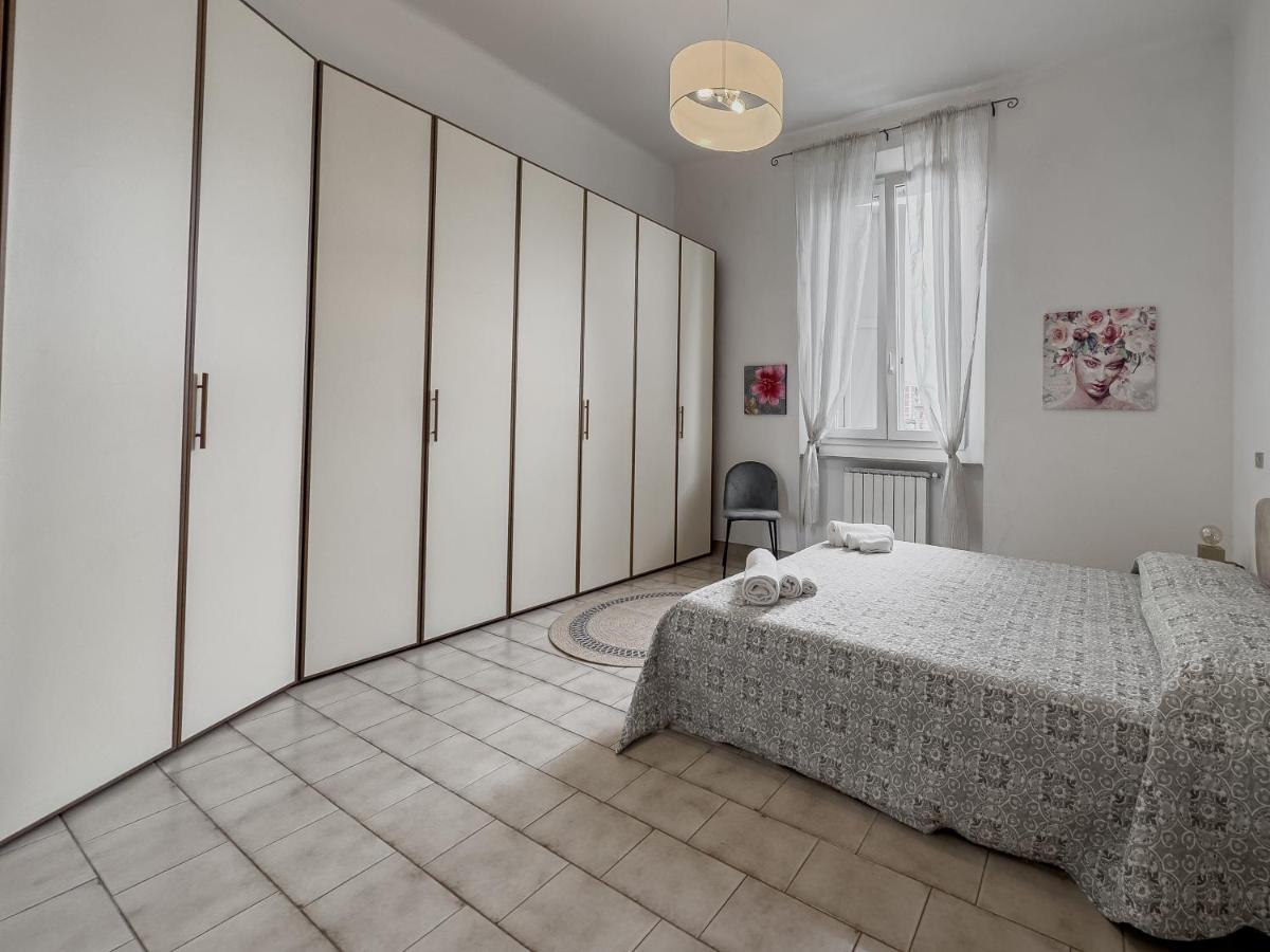 Realkasa Carracci Apartment Bologna Exteriör bild